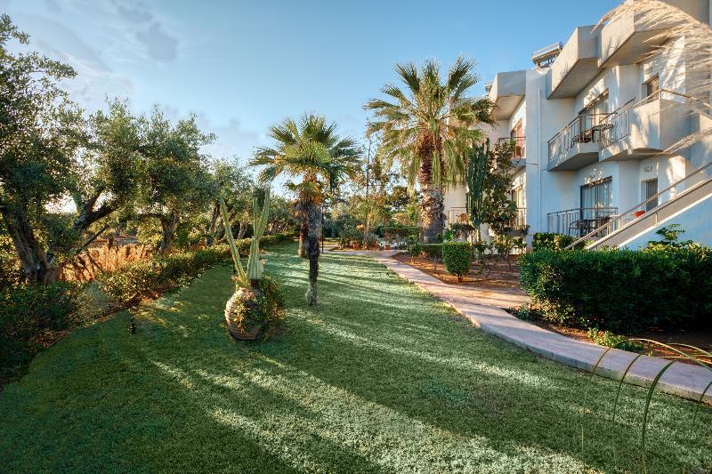 Hotel Oasis Beach (Adults Only) Anissaras Екстериор снимка